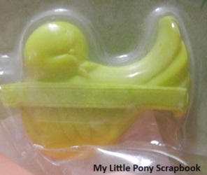 Cherries Jubilee's brush and ribbon