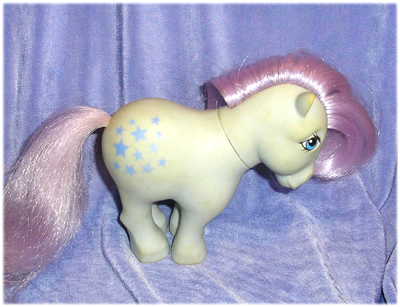 Flat Footed Bluebelle