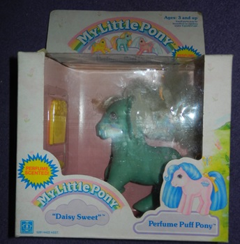 White Haired
                    Daisy Sweet Mint in Box