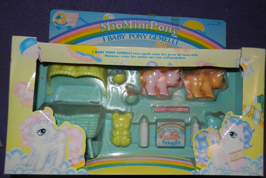 Nibbles
                      and Dibbles in Italian Box