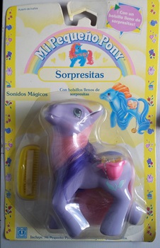 Singing
            Pocket Mint on Card (Spain)