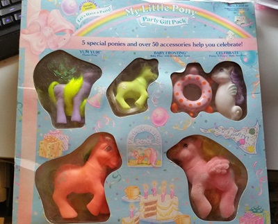 Party Gift Set Mint
          in Box